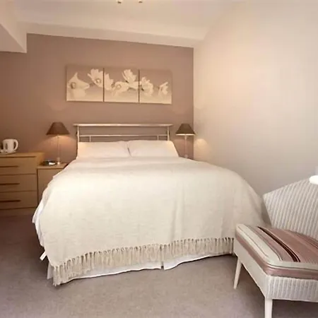 Blossom House Bed & Breakfast-2